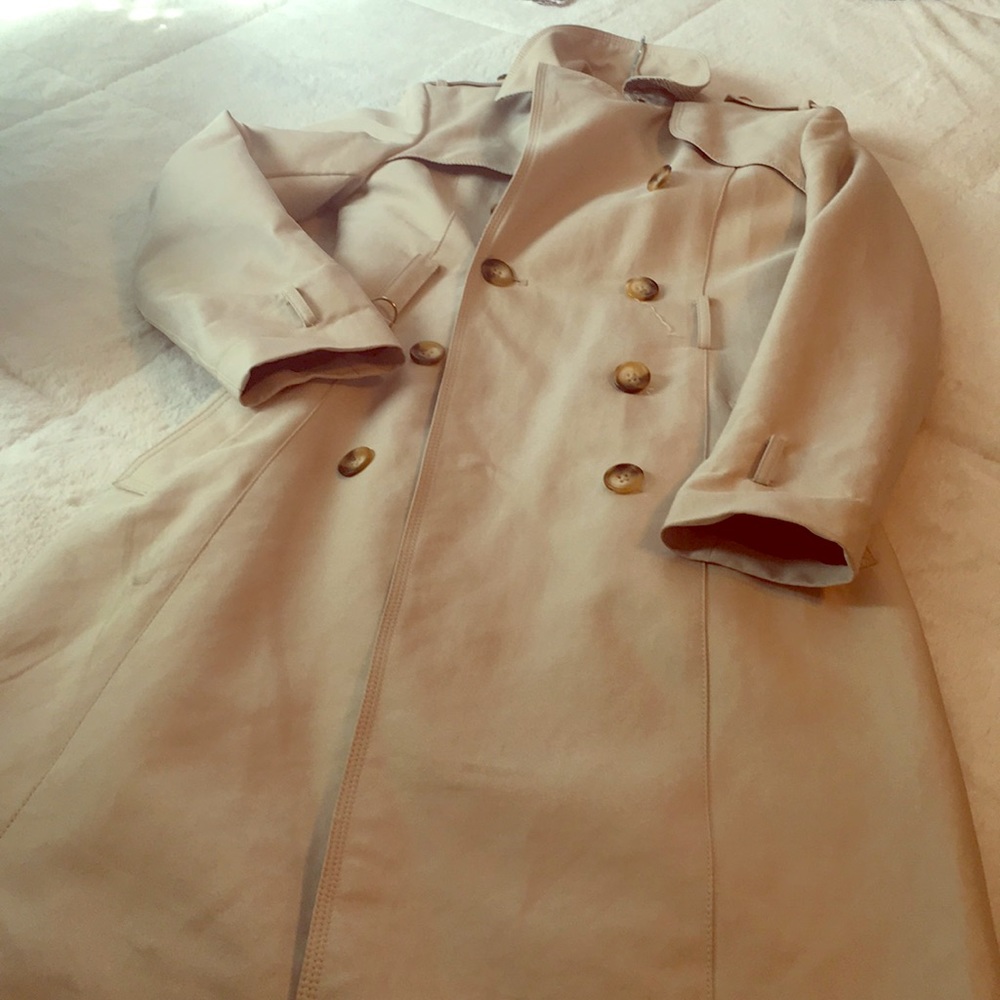 Rain coat